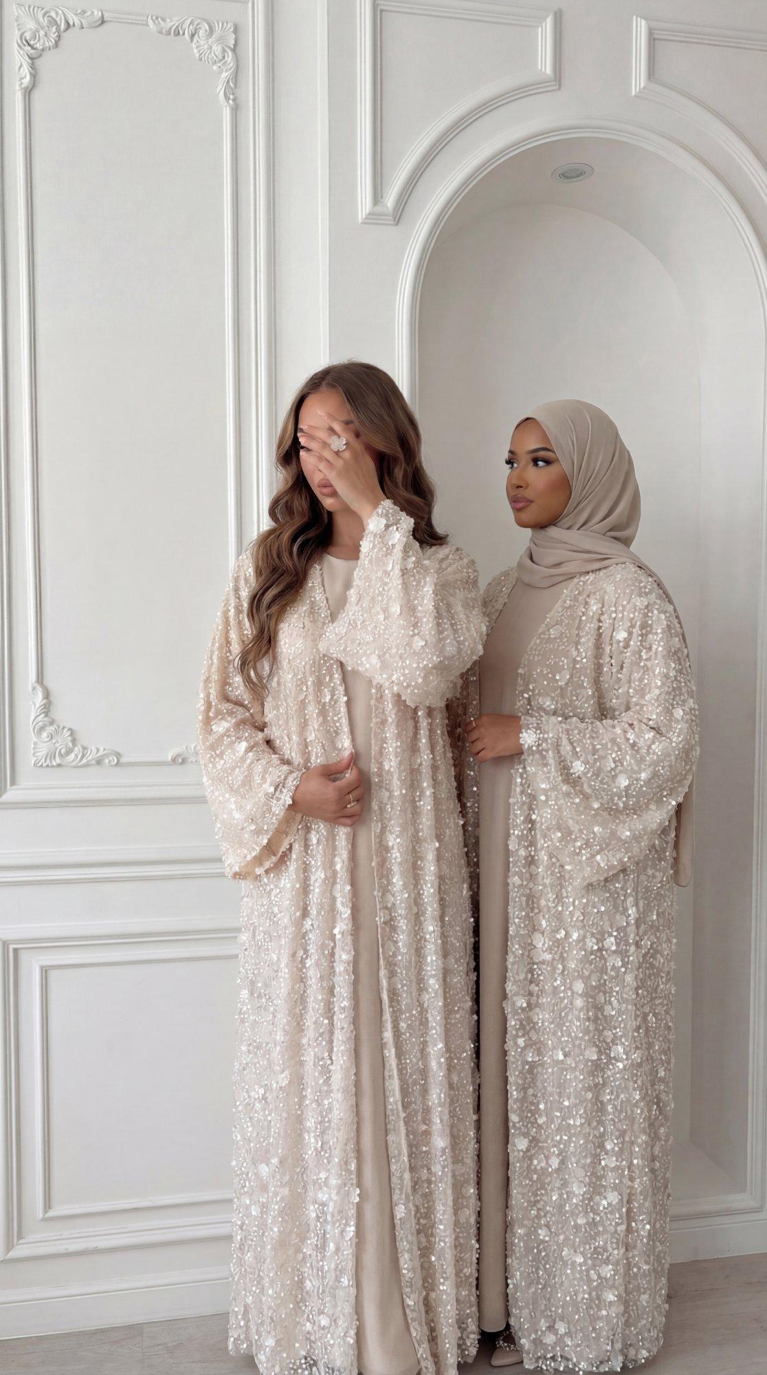 Abaya "Yasemin" Blanc Crème Rosé : Kimono + Sous Robe + Hijab Assorti